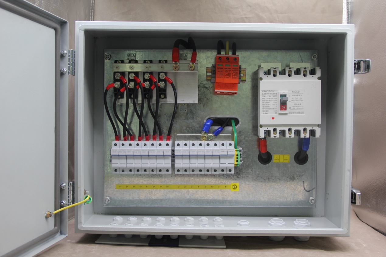 ร่างหลักการและการประยุกต์ใช้กล่อง Combiner Box ของเซลล์แสงอาทิตย์